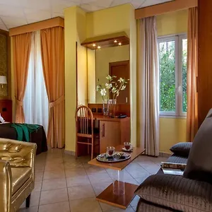 ** Couette-café In Vale&hillary Colosseo Italie