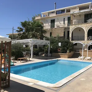 Ceni Con 2 Più Servizi In Con Piscina Hébergement de vacances